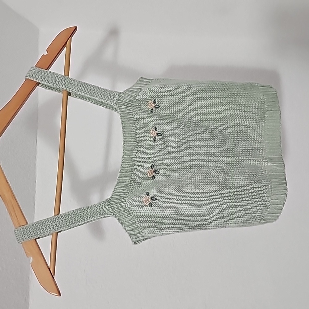 Vylette Embroidered Sweater Tank Top SZ. S